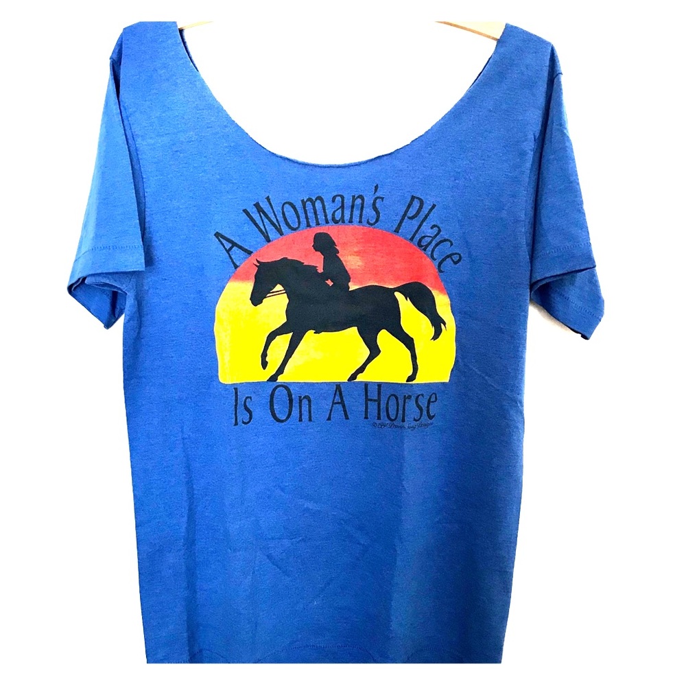 A Woman's Place Horse Lover vintage VTG Tee tshirt